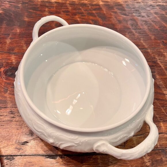 Rosenthal Sanssouci Continental Round Covered Vegetable Dish - Picture 9 of 15